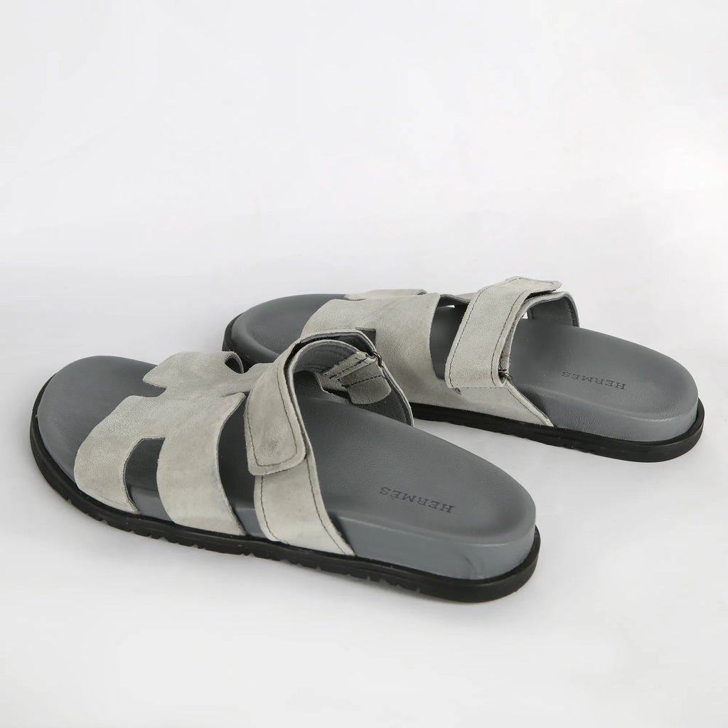 Sandale Brunello en gris intégral